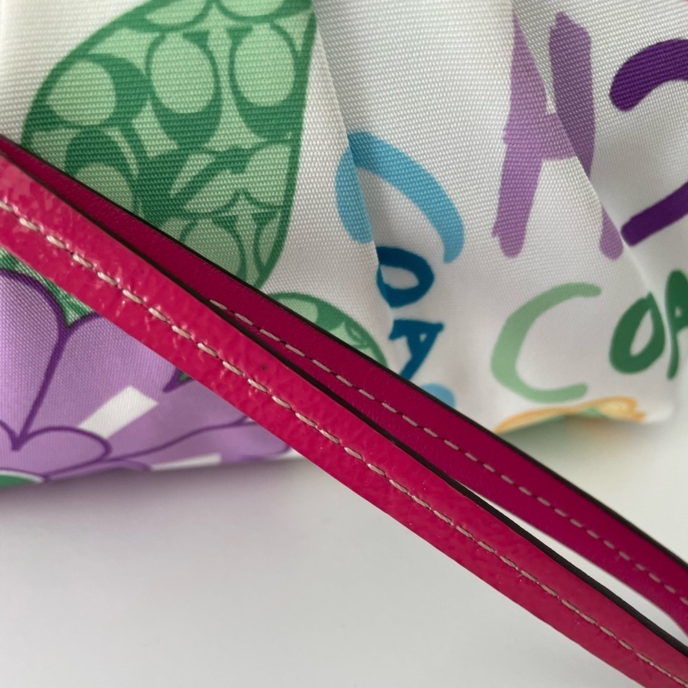 Coach Poppy Floral Wristlet | Vintage Y2k - Picture 12 of 16